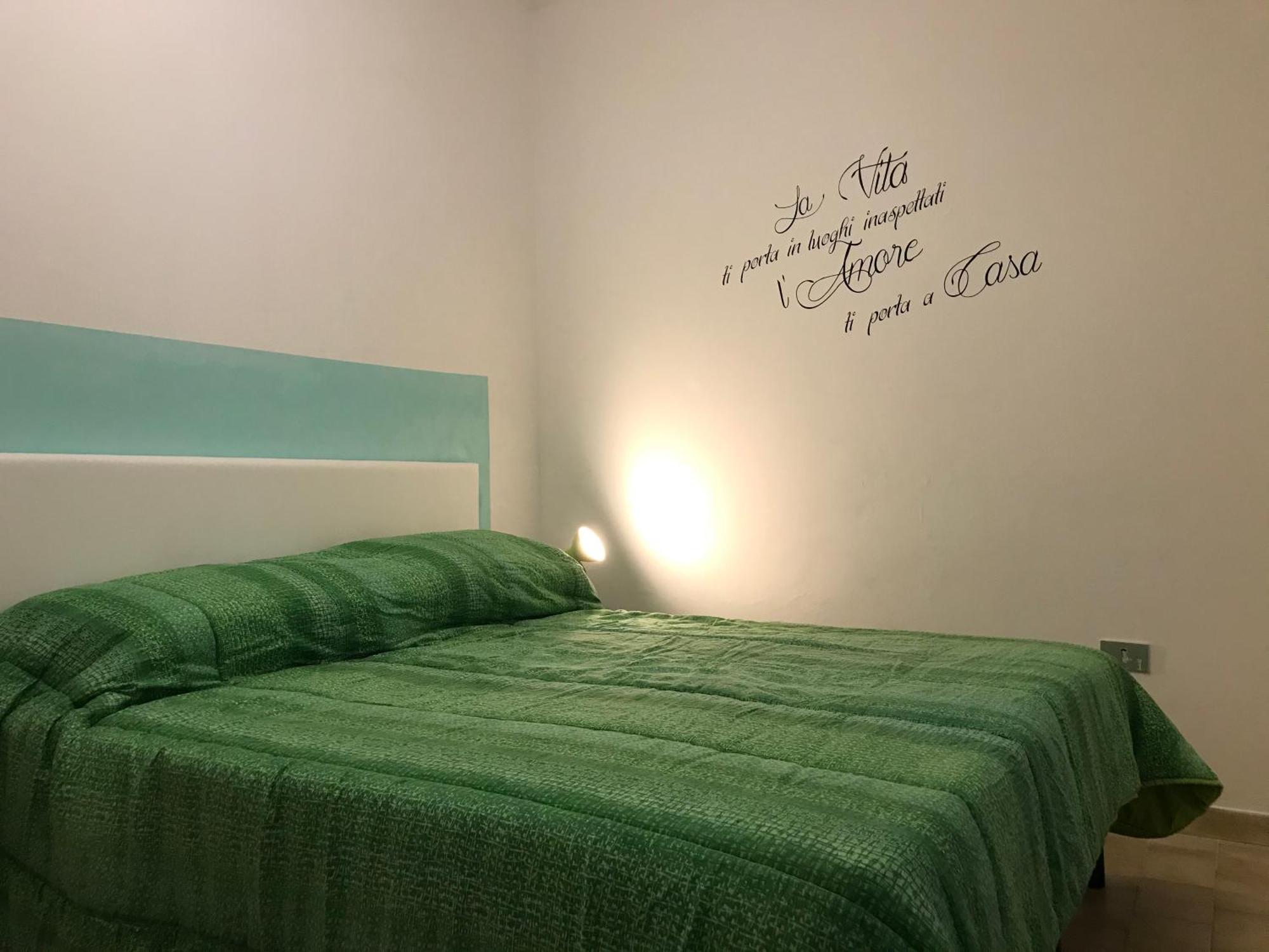 Le Villette Di Villa Paola Loano Eksteriør billede